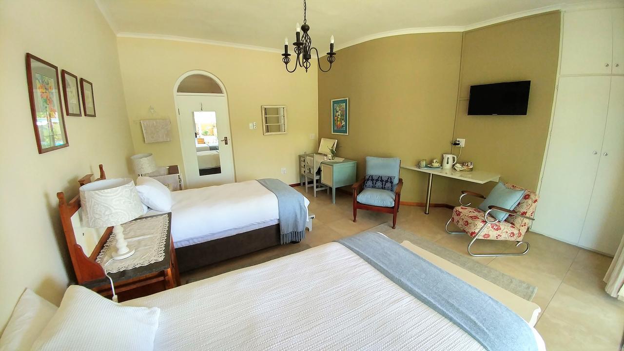 Rosa B&B Oudtshoorn Bagian luar foto