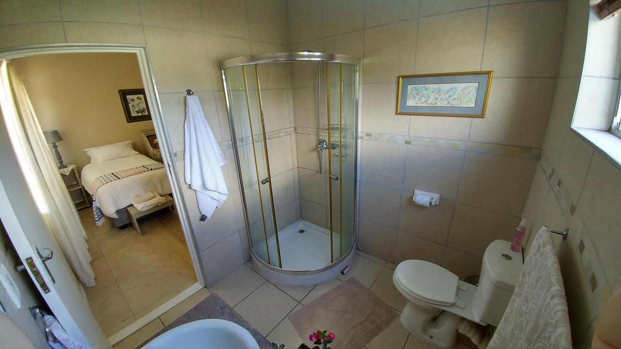 Rosa B&B Oudtshoorn Bagian luar foto