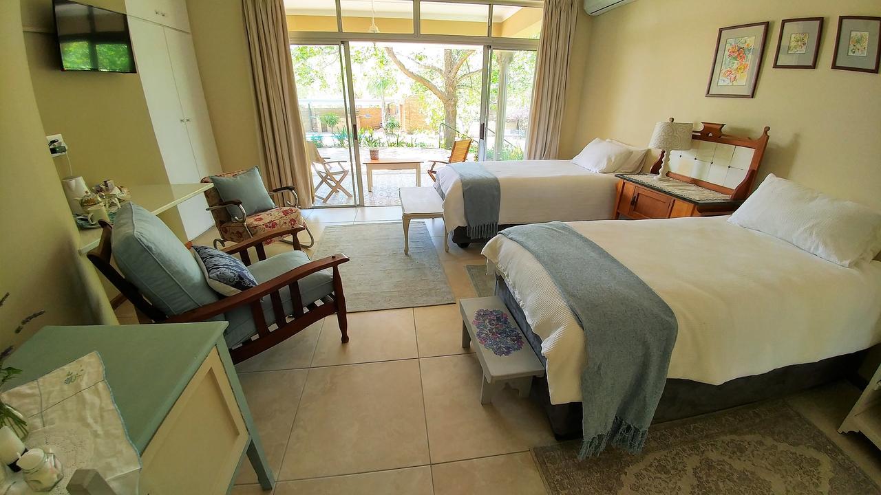 Rosa B&B Oudtshoorn Bagian luar foto